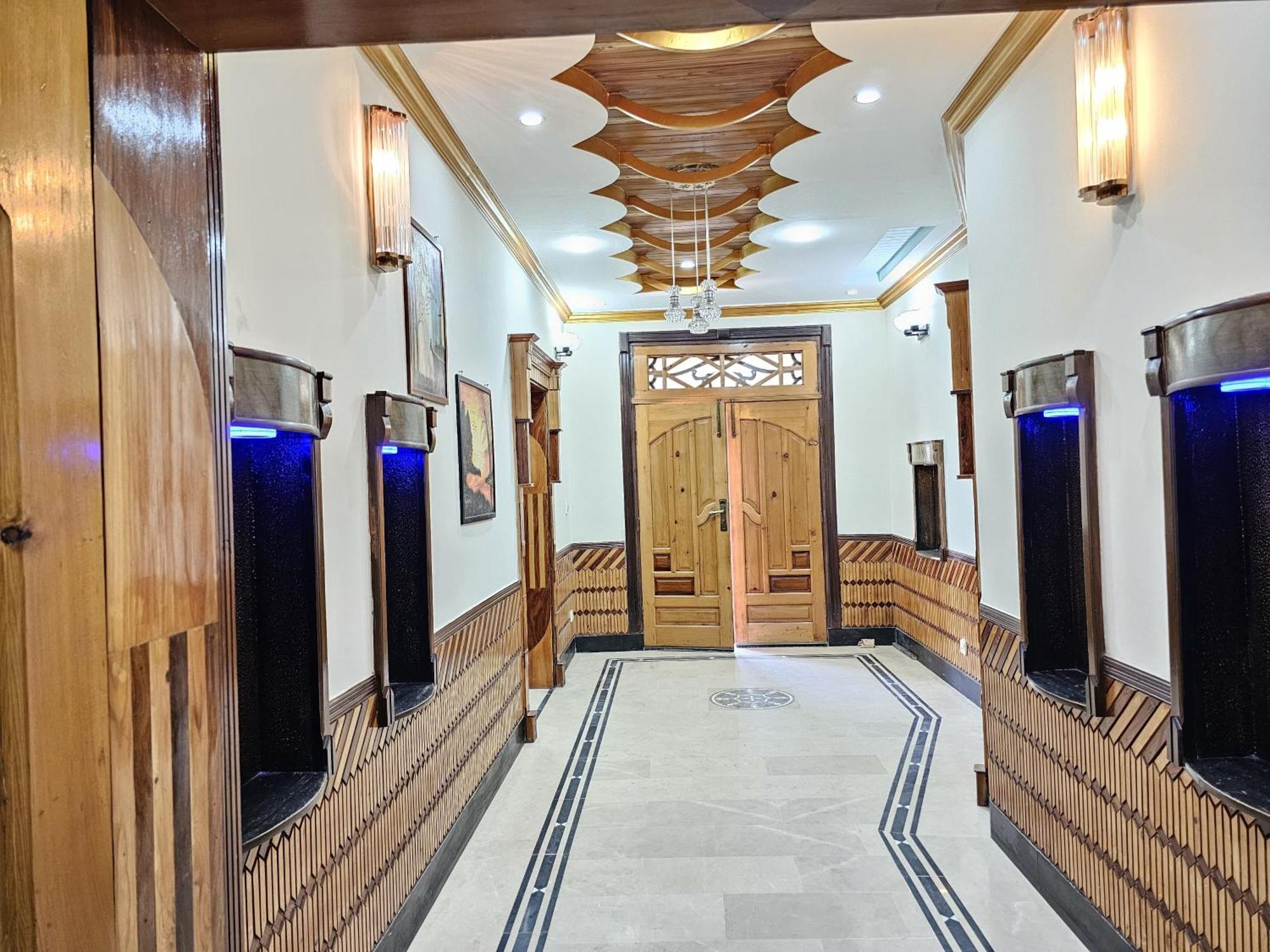 Butt Lodges 2 イスラマバード エクステリア 写真